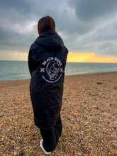 Load image into Gallery viewer, Medium - Beach Bums Change Robe